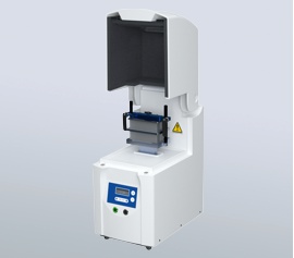 Zellaufschluss-Mühle Cole-Parmer HG-400 MiniG® mit offenem Deckel, Ansicht der Probenhalteklammer